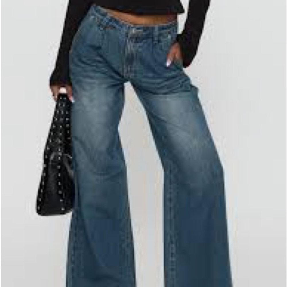Princess Polly NWT size 2